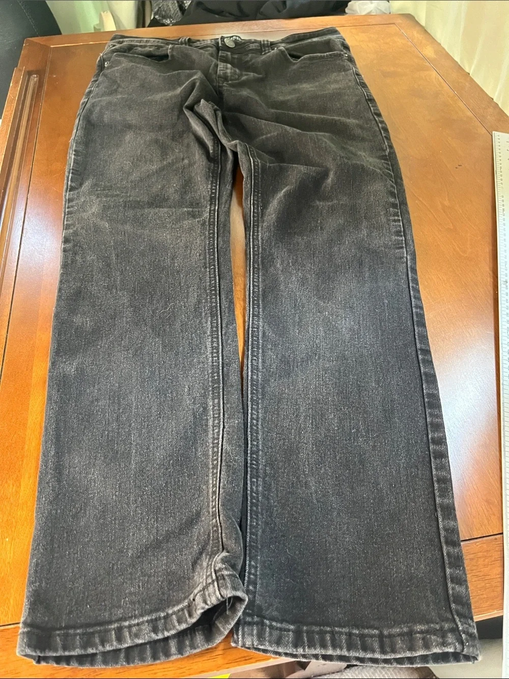 Smoke & Ash Black Jeans 34